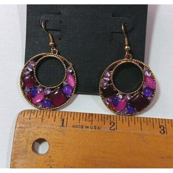 Earrings Ggoldtone Purple Costume Jewelry - Picture 3 of 3